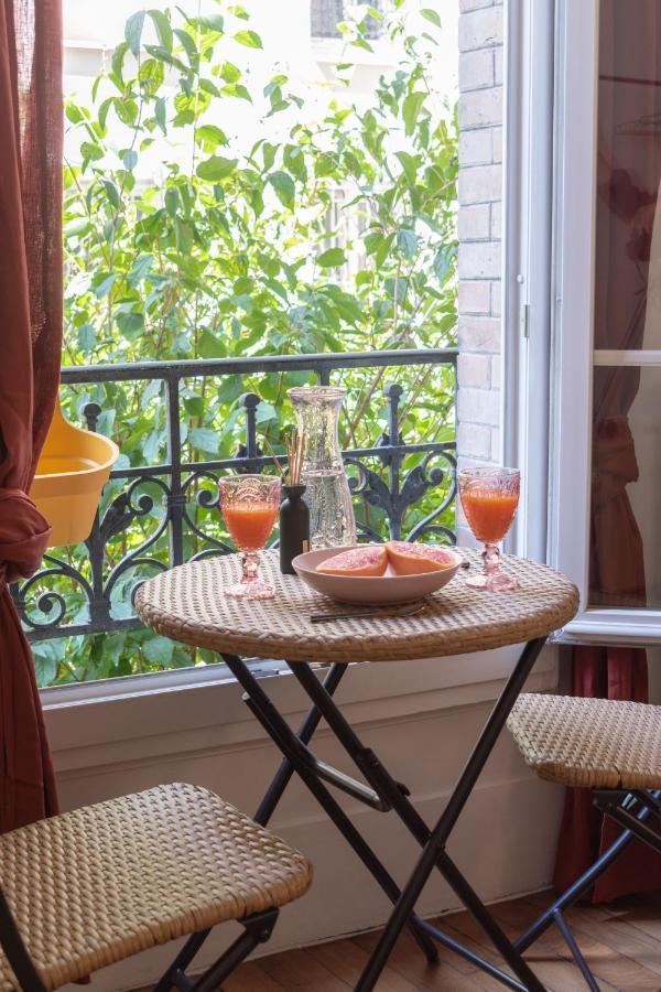 Cosy Et Comfort Studio Equipe A Clichy 5 Min Metro Экстерьер фото